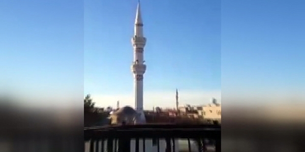 Camiyi tahrip edip minareden sözde PKK marşı çaldılar