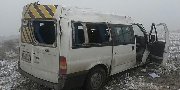 Ankara'da öğrenci servisi devrildi: 13 yaralı