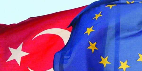 Hollanda: 'AB, T�rkiye'ye yard�m� dondursun'