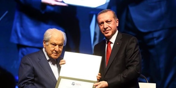 'Temelinde sevgi olmayan bir devletin b�y�k devlet olmas� m�mk�n de�ildir'