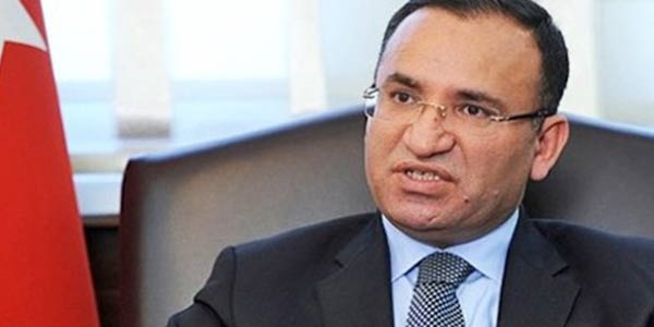 Bozdağ: İki askeri mahkeme kalkacak
