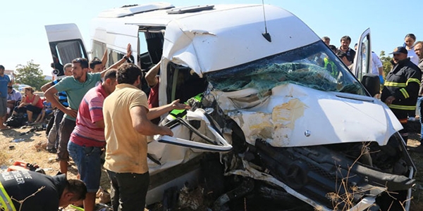 Malatya'da trafik kazası: 11 yaralı