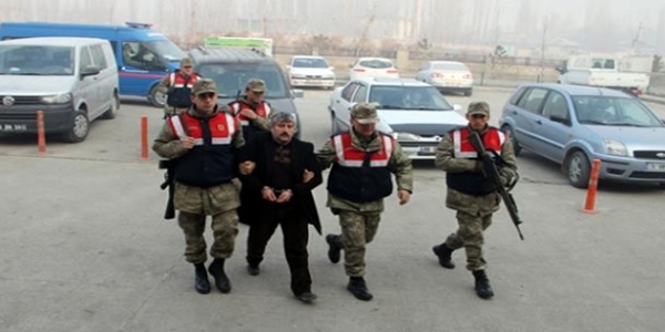 300 askerle terör operasyonu: 15 gözaltı