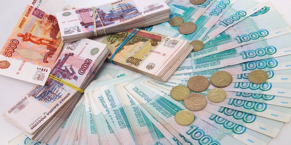 Ruble, dolar kar��s�nda y�zde 3 de�er kaybetti