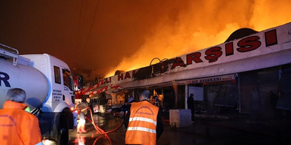 Ankara'da işyeri yanan hak sahiplerine ödeme