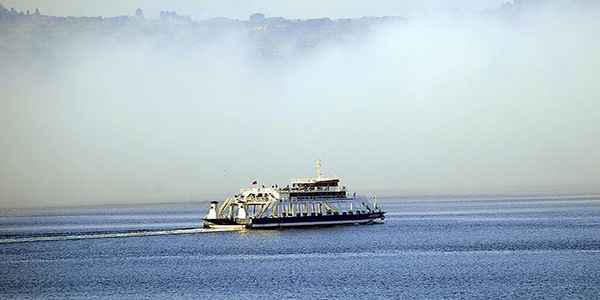 Çanakkale Boğazı sis nedeniyle gemi trafiğine kapandı