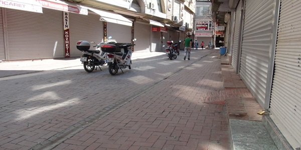 Sakarya'da 11 ayda bin 249 esnaf kepenk kapatt�