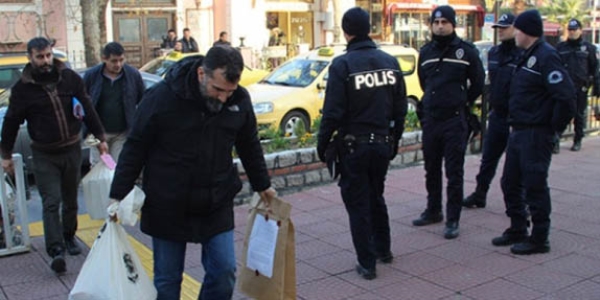 Zirve Üniversitesi'nde arama yapıldı
