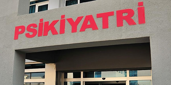 İşkenceci anne psikiyatri kliniğinde