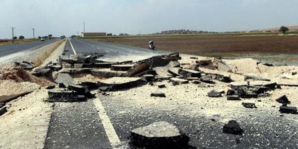 Mardin'de yola yerle�tirilen patlay�c� infilak ettirildi