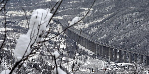 D�zce ve Bolu kesimlerinde kar ya���� etkili oluyor