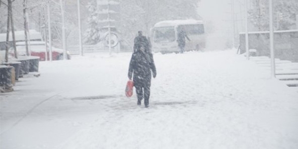 Trakya'da kar yağışı etkili olmaya başladı