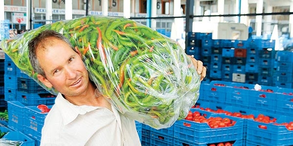 Yok b�yle fark! Tarlada 50 kuru� markette 2.24 TL