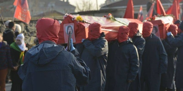 �stanbul'da silahla �ov yapan ter�ristler yakaland�