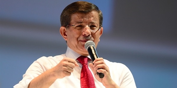 Davutoğlu: Belediyeler ihanetin hesabını verecek