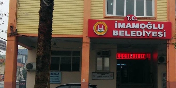 Adana'da, Belediye binasına silahlı saldırı