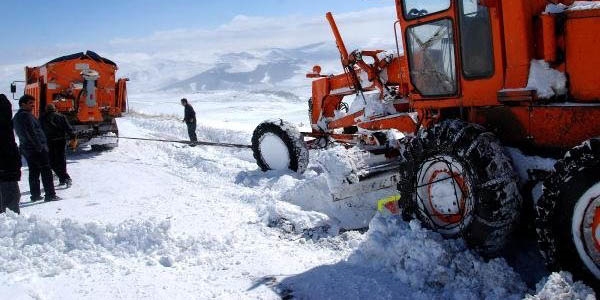 Siirt-Şırnak karayolu 9 gün aradan sonra ulaşıma açıldı