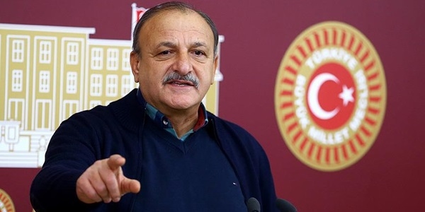 'TBMM Ba�kan� Kahraman'�n yeni anayasa a��klamalar� olumlu'