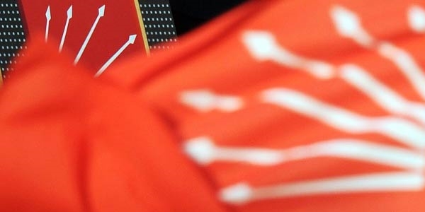 CHP teşkilatında 'kılıç'lar çekildi