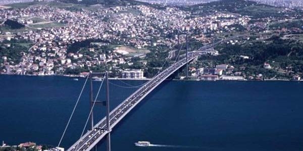 Ruslar İstanbul'u gözetleyen radarı test etti
