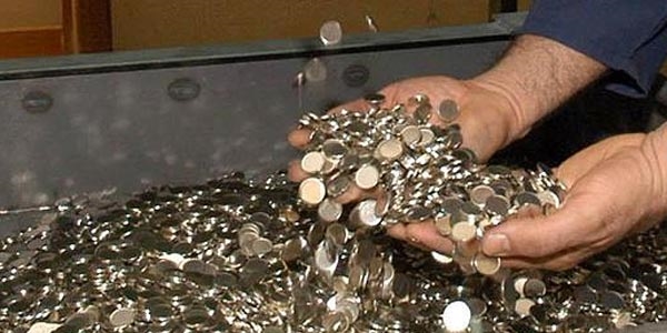 Cebimizde 24 bin ton bozuk para taşıyoruz!