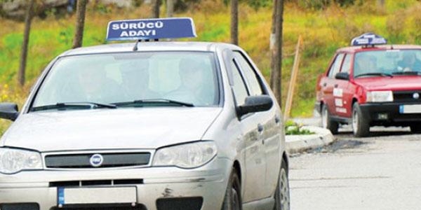 Öğrencisi başarısız olan sürücü kursuna ceza