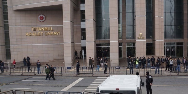 İstanbul Adliyesi'nde kritik görev değişiklikleri