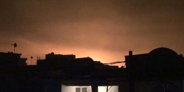 Cizre'de 30 TIR yandı