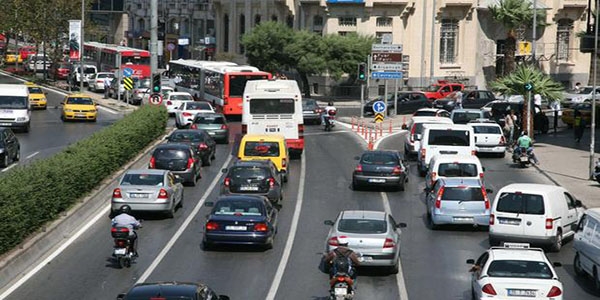 Taşıt artışı tam gaz