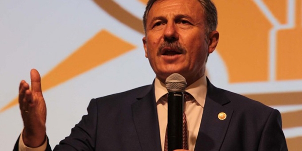 'Sözde aydınların PKK'ya bir çift laf ettiklerini görebilecek miyiz?'