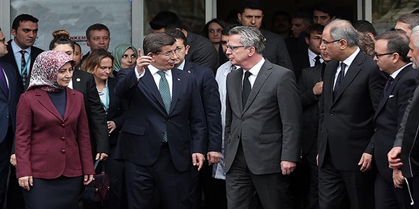 Başbakan Davutoğlu Sultanahmet'te
