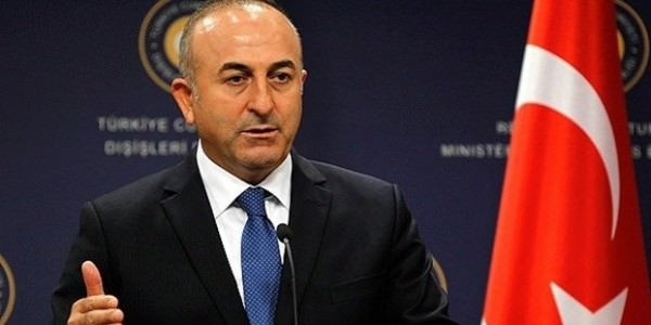 'Bunu deselerdi o bildirinin alt�na bende imza atard�m'