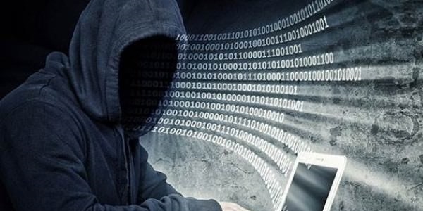 Skorsky ve ekibi PKK sitelerini eri�ime kapatt�