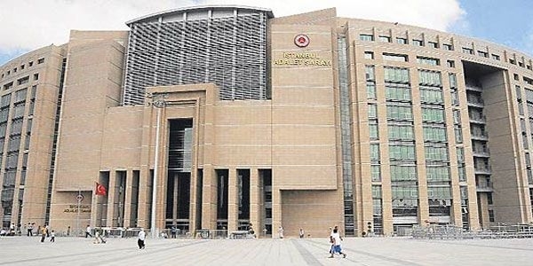 Malatya'da 2 muhtar akademisyenler hakk�nda su� duyurusunda bulundu