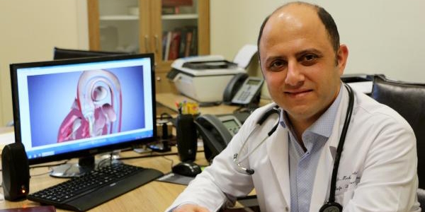 İki hastaya sığır kalbinin zarından yapılan biyolojik kapak takıldı