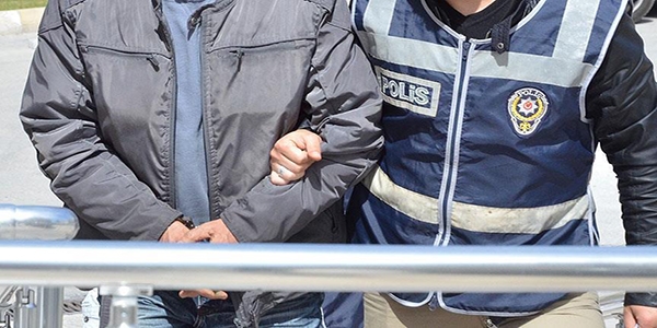 İstanbul'da düzenlenen 'himmet' operasyonunda 3 tutuklama
