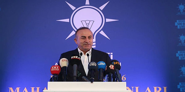 'Diktat�r ar�yorsan�z kendi partinize ve ge�mi�inize bak�n'