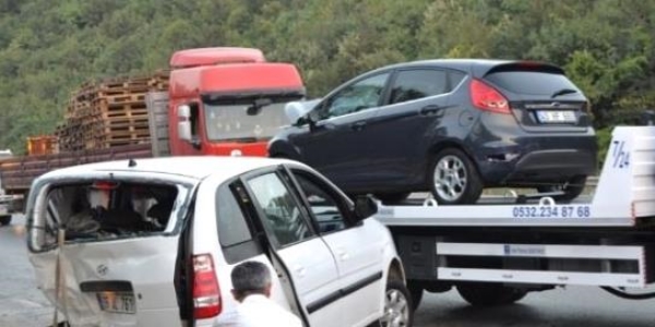 Bursa'da zincirleme trafik kaza: 6 yaral