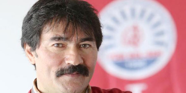 İmzasız mektupla memuriyetten atıldı
