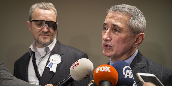 Biyonik göz ameliyatında Türk imzası