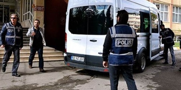 Balıkesir'de paralel yapı operasyonu: 7 kişi gözaltında