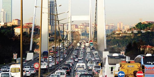 Köprü ve otoyollar para bastı