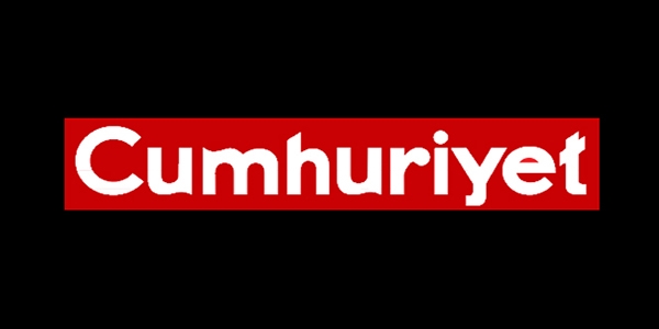 Cumhuriyet yazarları hakim karşısına çıktı