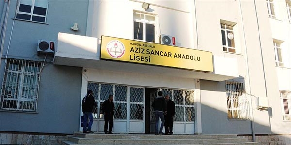 Nobel Kimya Ödülü sahibi Sancar'ın adı okuduğu liseye verildi