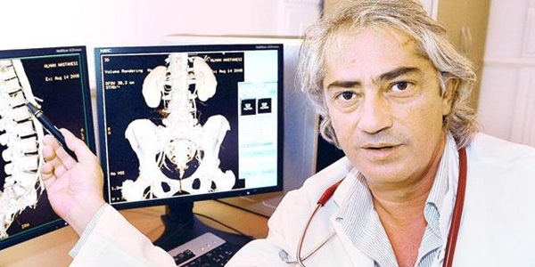 Mustafa Altıoklar'ın tıp mezunu olup olmadığı okula sorulacak
