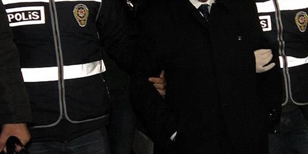 Eski Adana Büyükşehir Belediyesi Genel Sekreter Yardımcısı tutuklandı