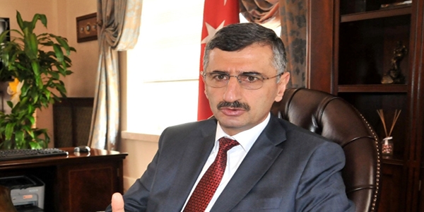 Emniyet müdürü'ne 'kelepçeli gözaltı' haberiyle ilgili açıklama