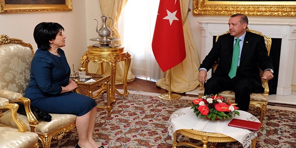 Diyarbakırlılar Erdoğan-Zana görüşmesinden umutlu