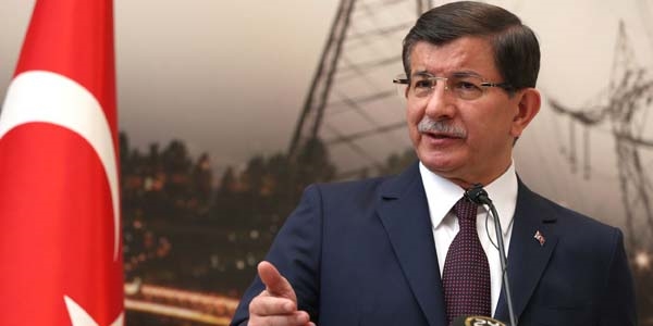 Başbakan Davutoğlu'ndan şehit ailesine taziye telefonu