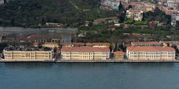 Galatasaray niversitesi'nde bekleyi  yl sonunda bitiyor